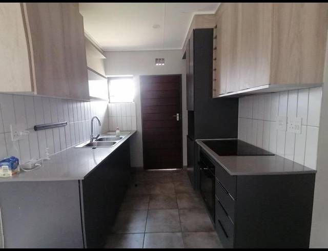 3 BEDROOM PROPERTY TO RENT IN LOTUS GARDENS